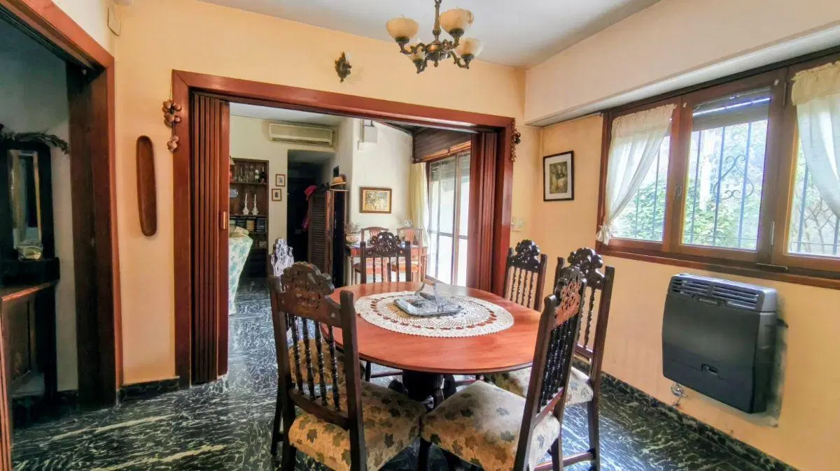 Excelente casa en venta 3 dormi y pileta 3