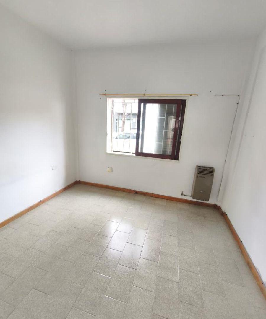 Foto de Alquiler depto pb 1 dorm - 54 e/16 y 17 - La Plata, imagen 2