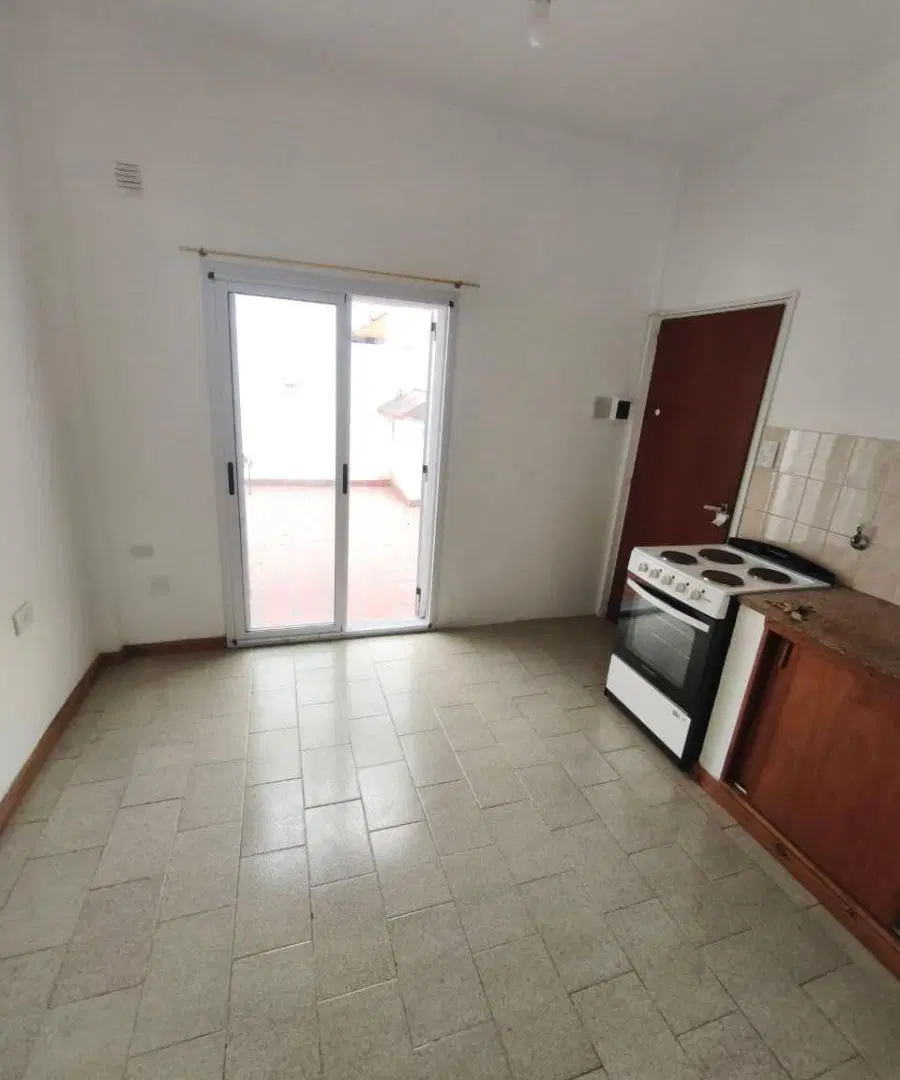 Alquiler depto pb 1 dorm - 54 e/16 y 17 - La Plata 8