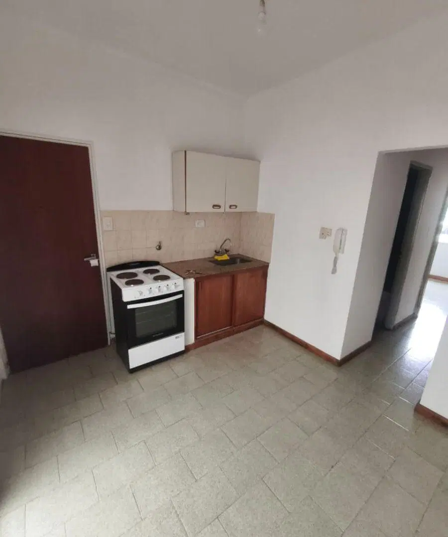 Alquiler depto pb 1 dorm - 54 e/16 y 17 - La Plata 5