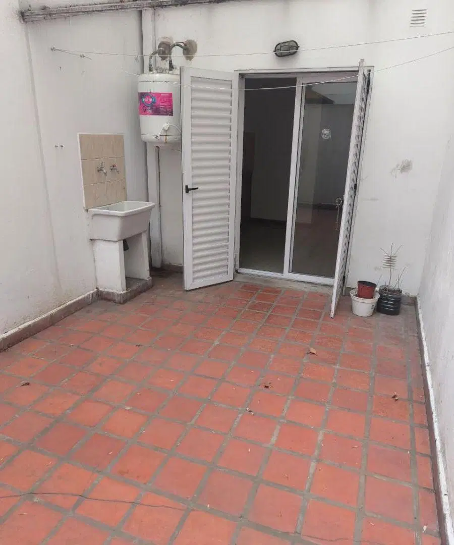 Alquiler depto pb 1 dorm - 54 e/16 y 17 - La Plata 3