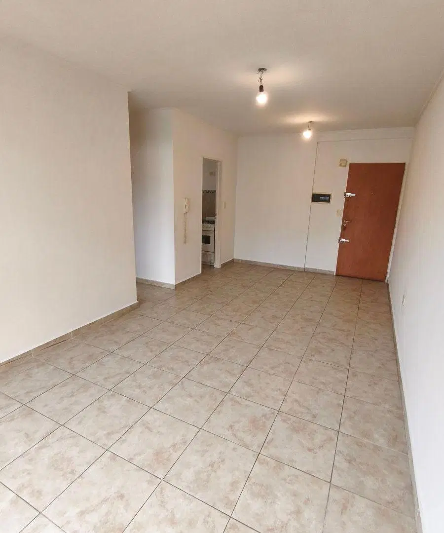 Alquiler depto 1 dorm centrico - 5 e/45 y 46 - La Plata 1