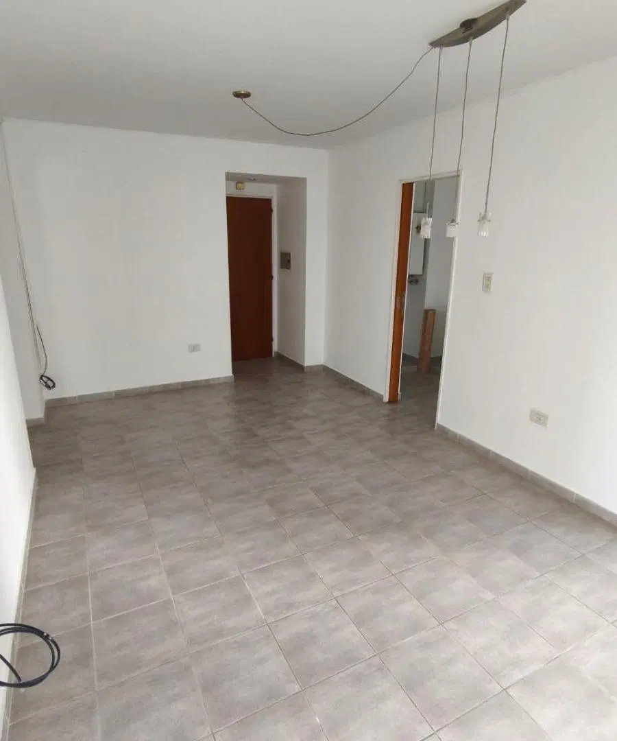 Alquile depto 1 dorm céntrico - 5 e/44 y 45 - La Plata 1