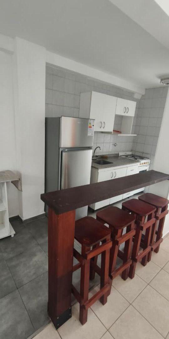 Foto de Alquiler depto 1 dorm amueblado - 2 e/ 39 y 40 - La Plata, imagen 1
