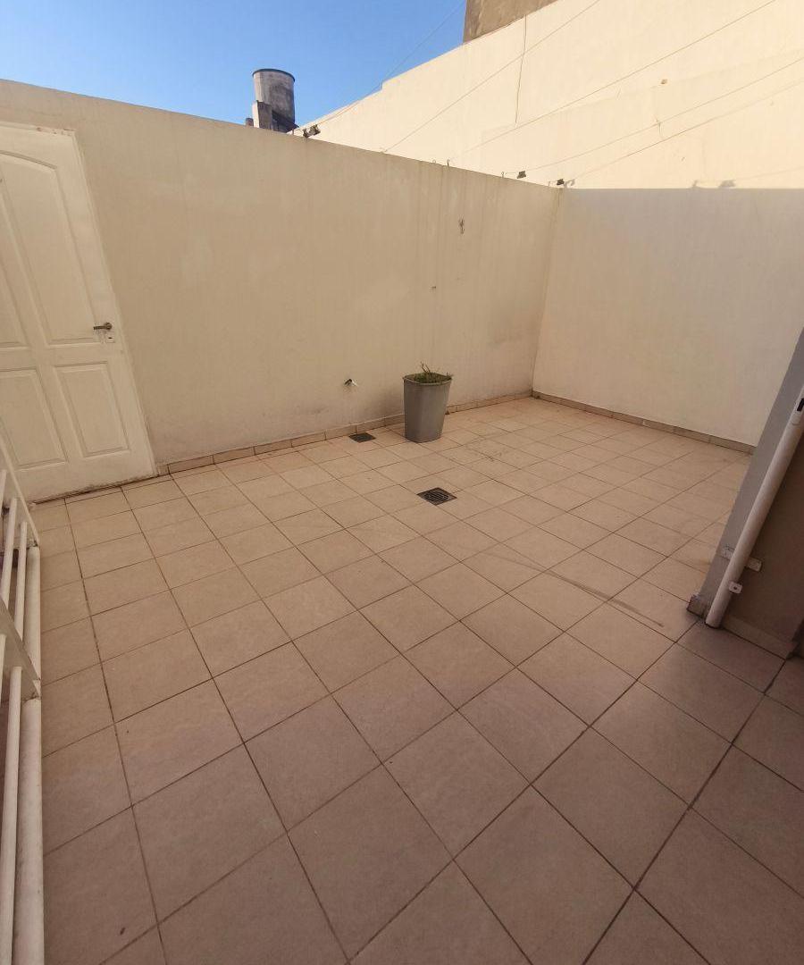 Foto de Alquiler depto 1 dorm. c/cochera y patio - 59 e/19 y 20 - La Plata, imagen 5