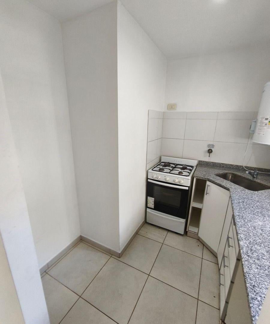 Foto de Alquiler depto monoambiente céntrico - 10 e/ 45 y 46 - La Plata, imagen 2