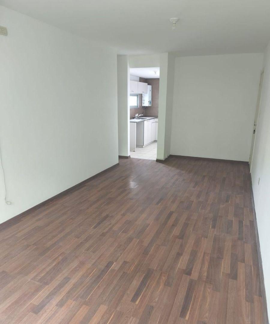 Foto de Alquiler depto 1 dorm. moderno - 44 e/2 y 3 - La Plata, imagen 2