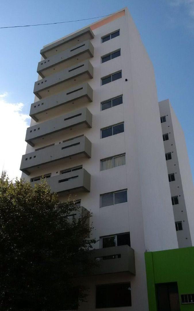 Foto de Venta depto 1 dorm. c-fte - 5 e/ 45 y 46 Piso 3- La Plata, imagen 1