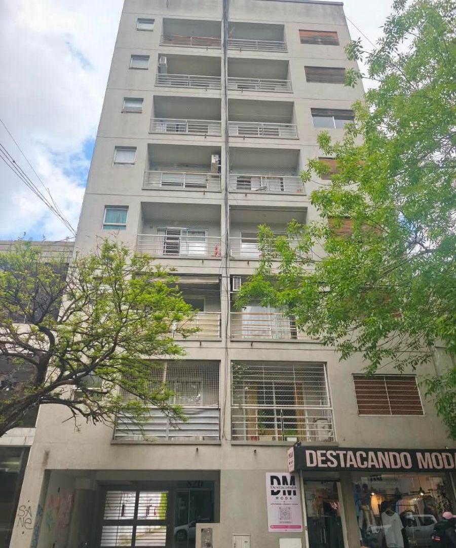 Foto de Alquiler depto 1 dorm frente - 58 e/10 y 11 Piso 5to - La Plata, imagen 1