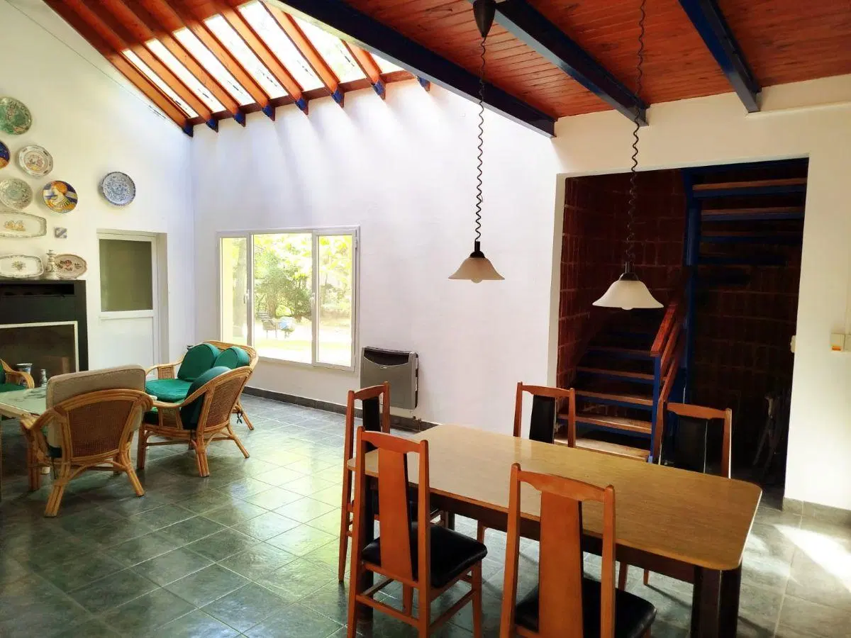 Excelente casa . VENTA 5