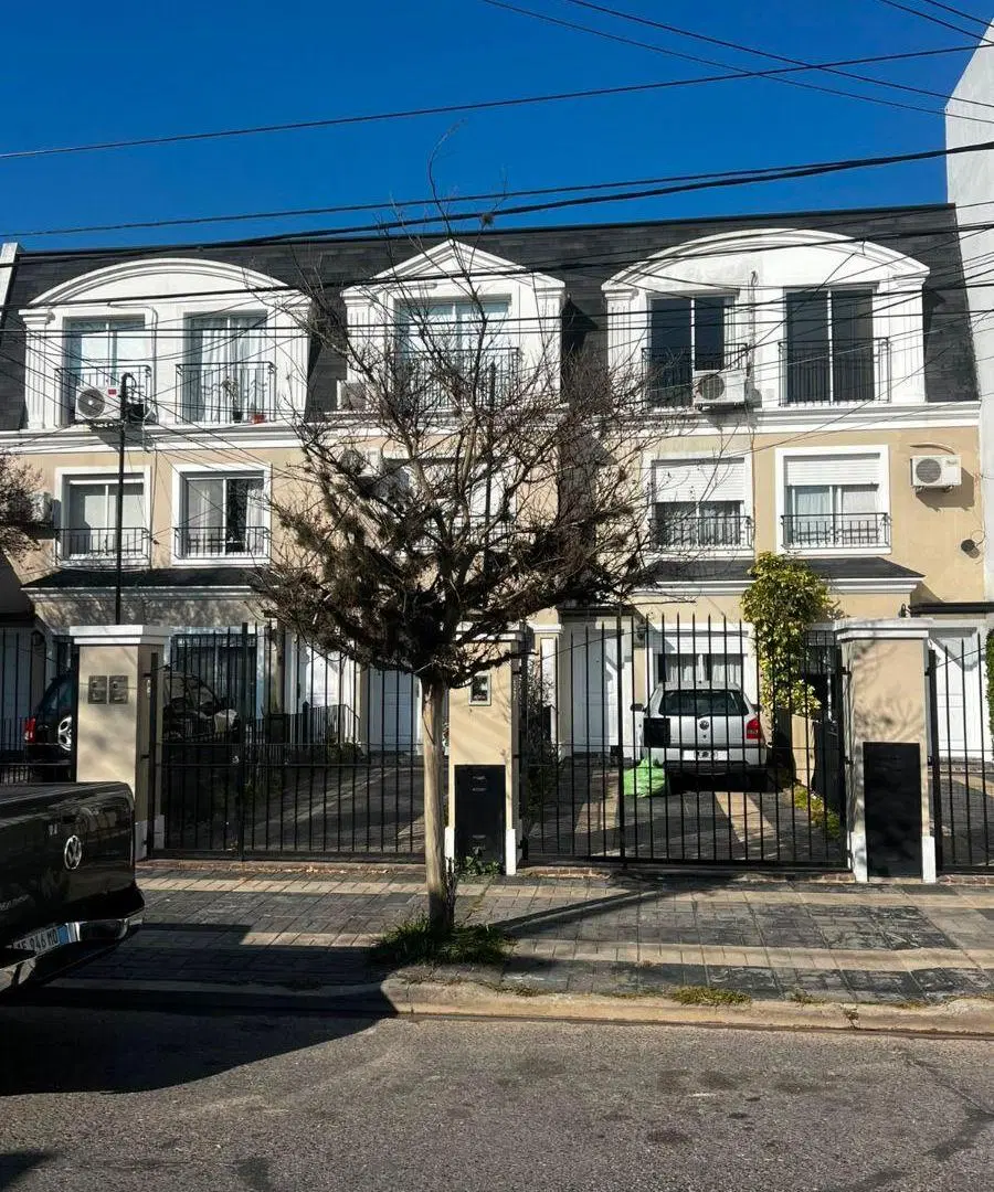 Excelente triplex .- VENTA 2