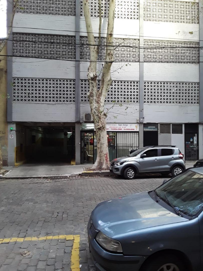 Cochera en venta Belgrano