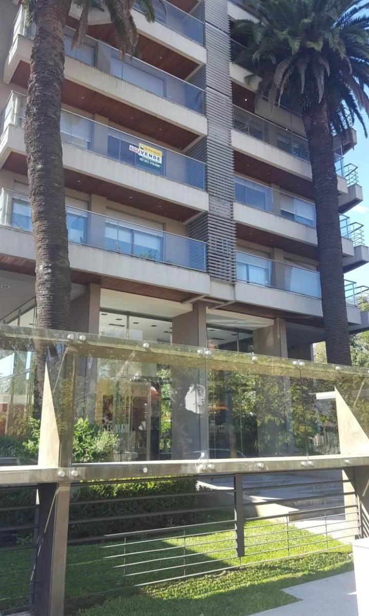 Departamento 4 Ambientes. | Sarmiento Al 800 3