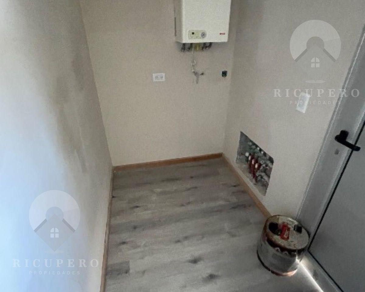 Dpto en Duplex 5 Ambientes en Venta 5