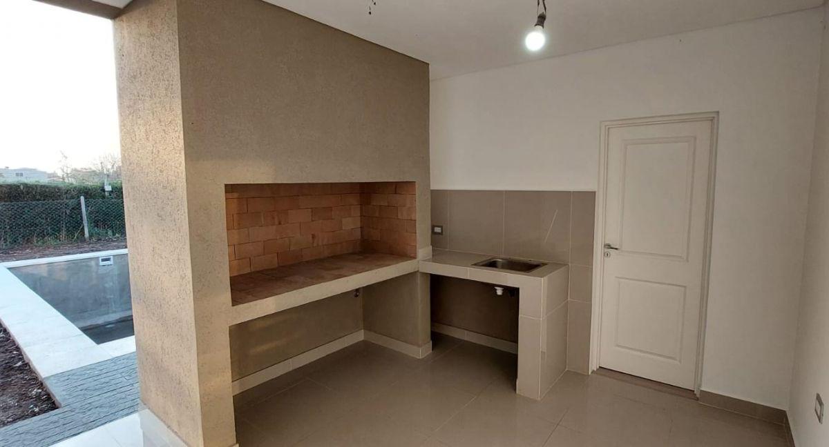 Casa 4 Ambientes. | Barrancas de Iraola - Berazategui 2