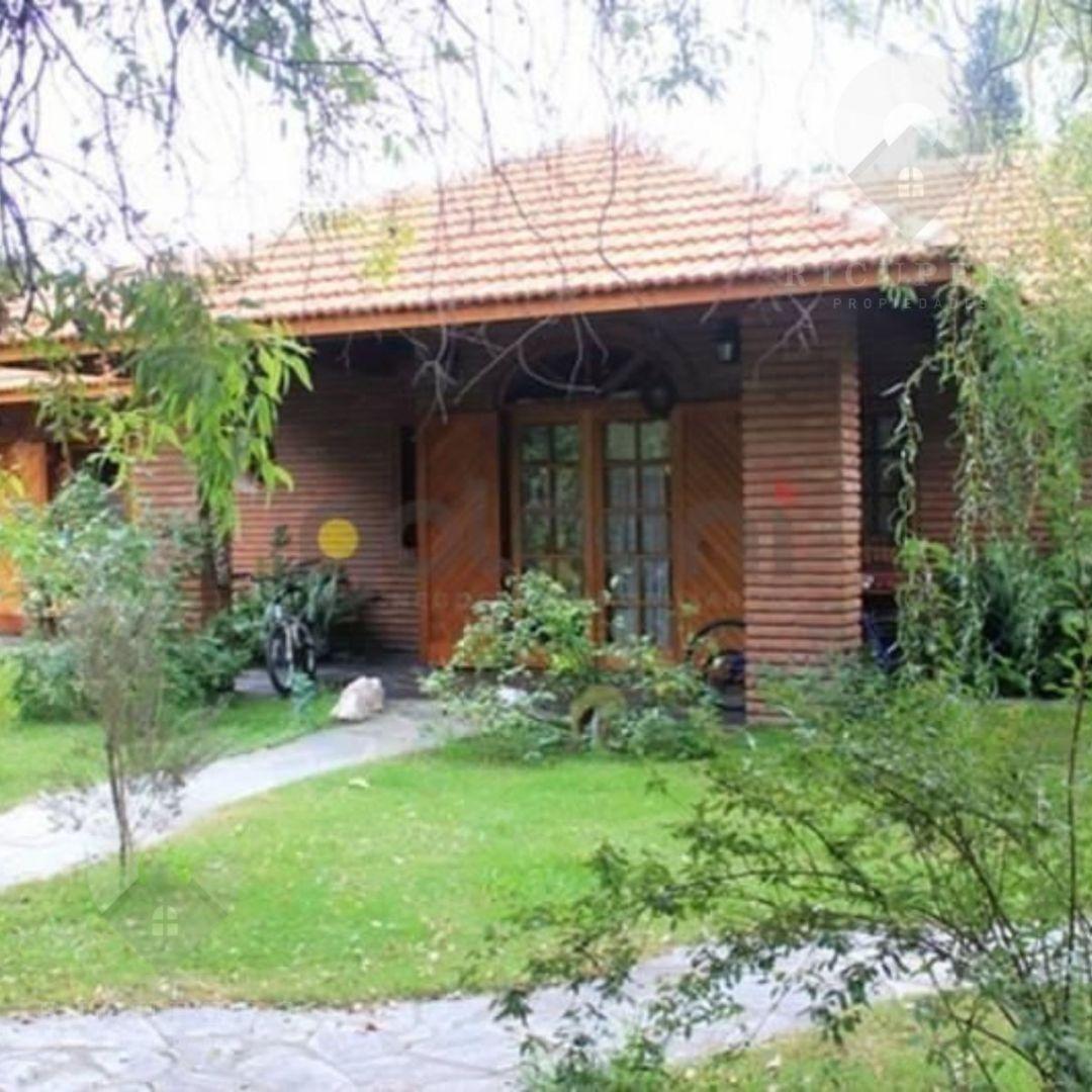 Casa 4 Ambientes. | El Carmencito - Berazategui 1