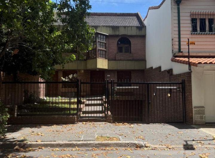 casa en venta Bernal 3