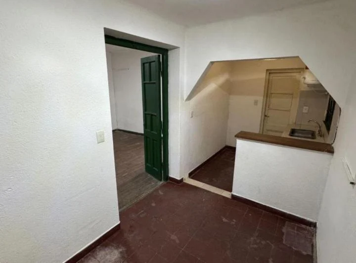 Departamento 2 ambientes. | 1 de mayo al 1400 4