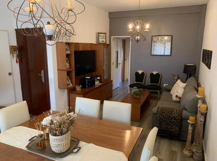 Departamento 3 ambientes. | Colon al 300 2