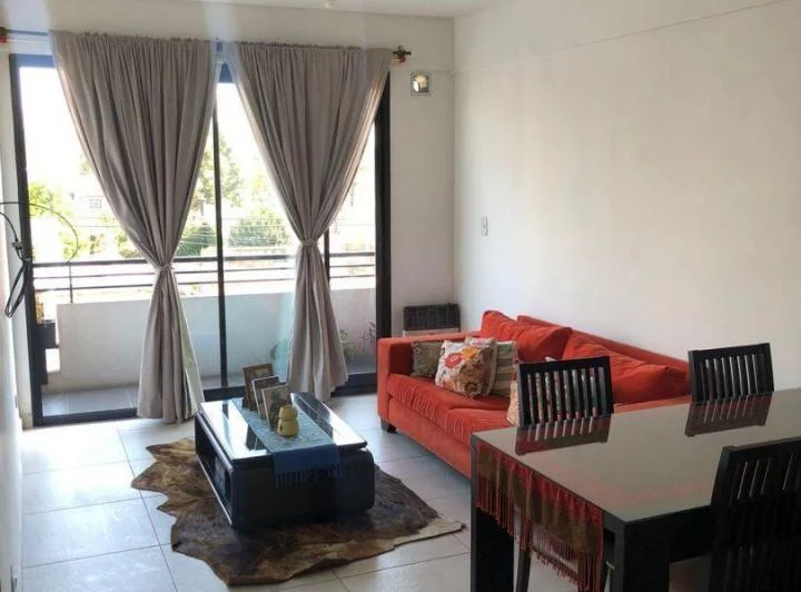 Departamento 2 ambientes. | Lebensohn al 100 4