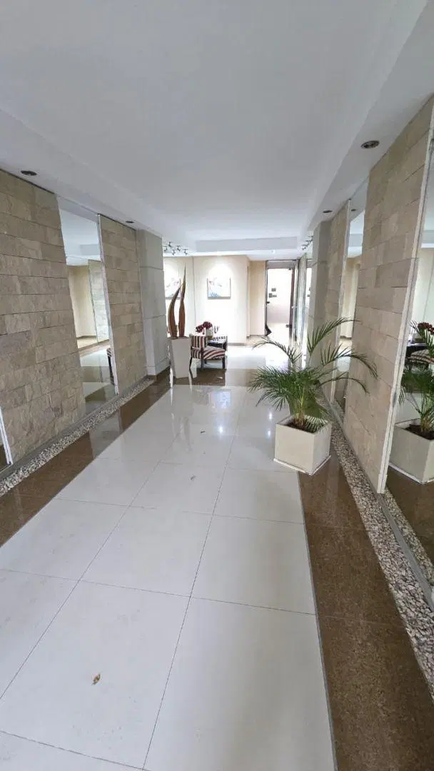 Alquiler departamento dos ambientes con cochera 4