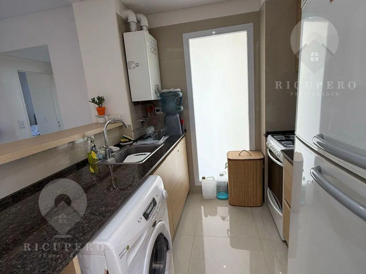 Departamento 2 ambientes. | Aut. Buenos Aires - Mar del Plata al Km 00 4