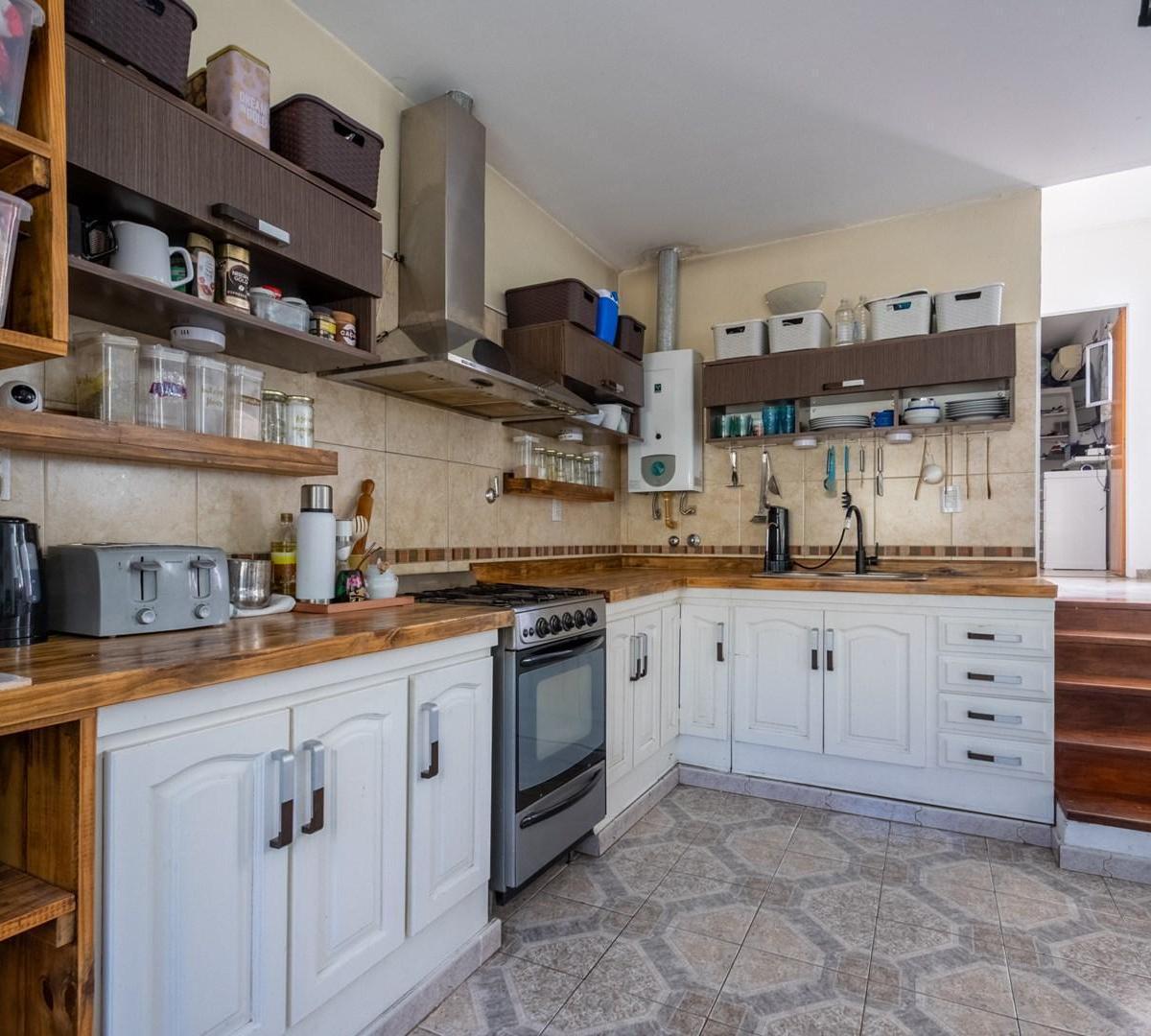 Venta - Casa Lote Propio - Villa Devoto - Multifamiliar - Cochera - Terraza 2