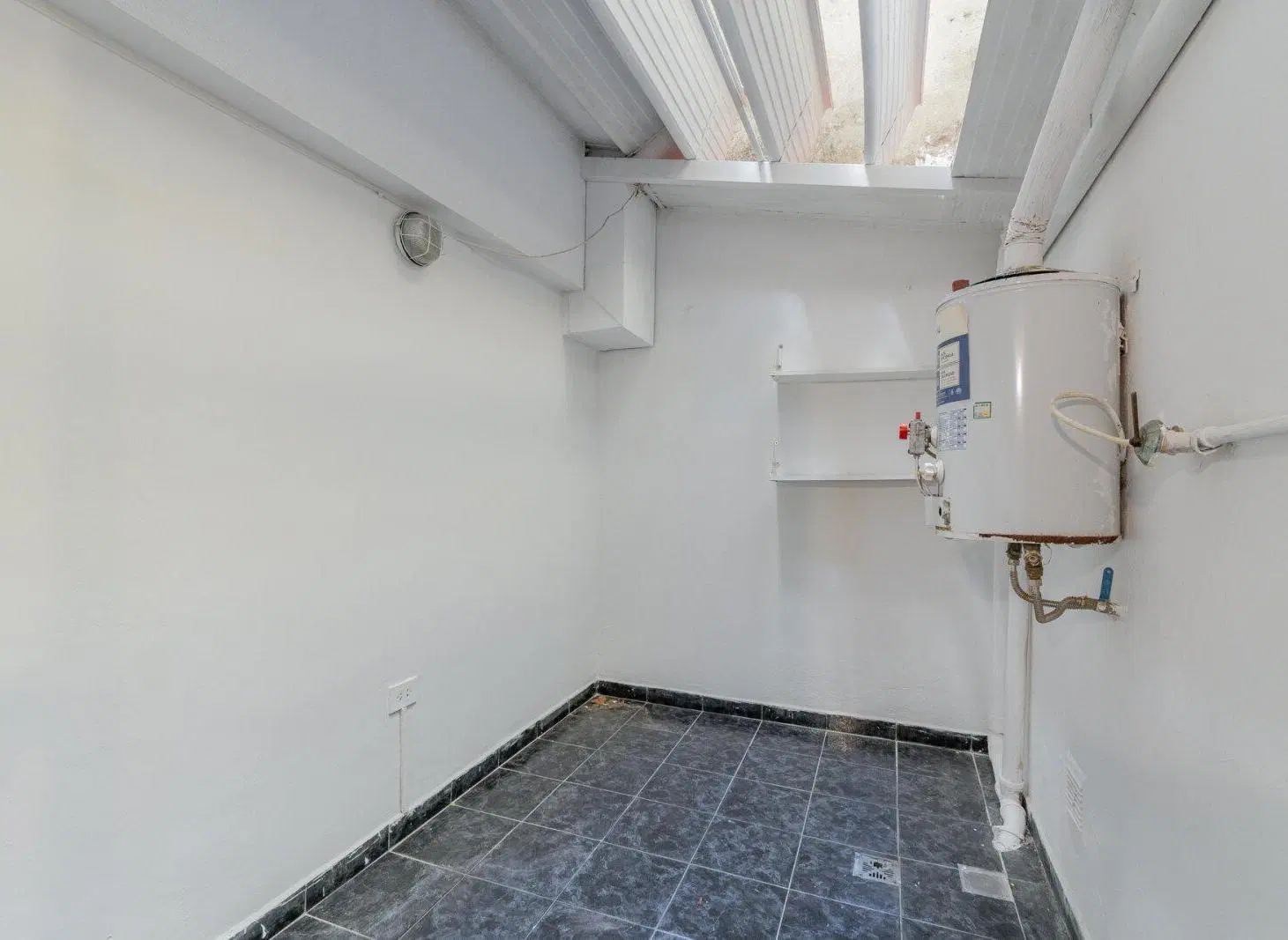 VENTA - MONOAMBIENTE - PATIO - APTO PROFESIONAL - APTO CRÉDITO - SAN CRISTOBAL 2