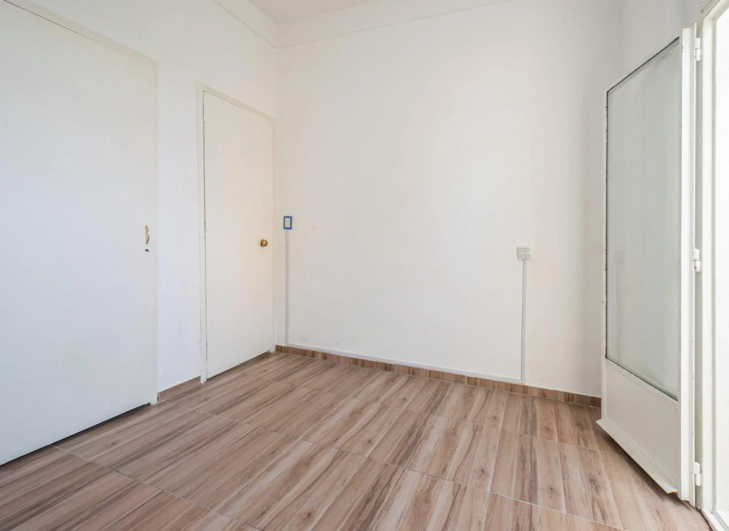 VENTA - 3 AMBIENTES - BALCON - LUMINOSO - CERCANIA AL OBELISCO - IDEAL AIRBNB - SUBTE B Y D - BARR