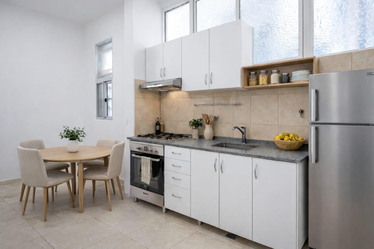 VENTA - 3 AMBIENTES - BALCON - LUMINOSO - CERCANIA AL OBELISCO - IDEAL AIRBNB - SUBTE B Y D - BARR