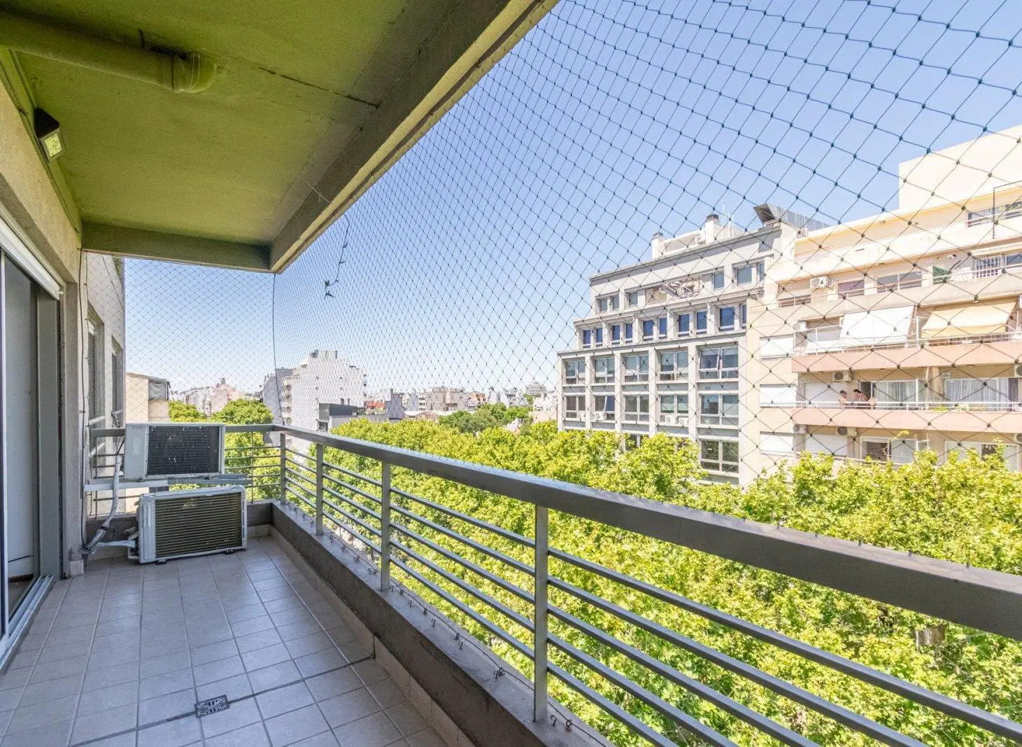 VENTA - DEPARTAMENTO 3 AMBIENTES - BALCÓN CORRIDO - COCHERA - VILLA ORTUZAR 5