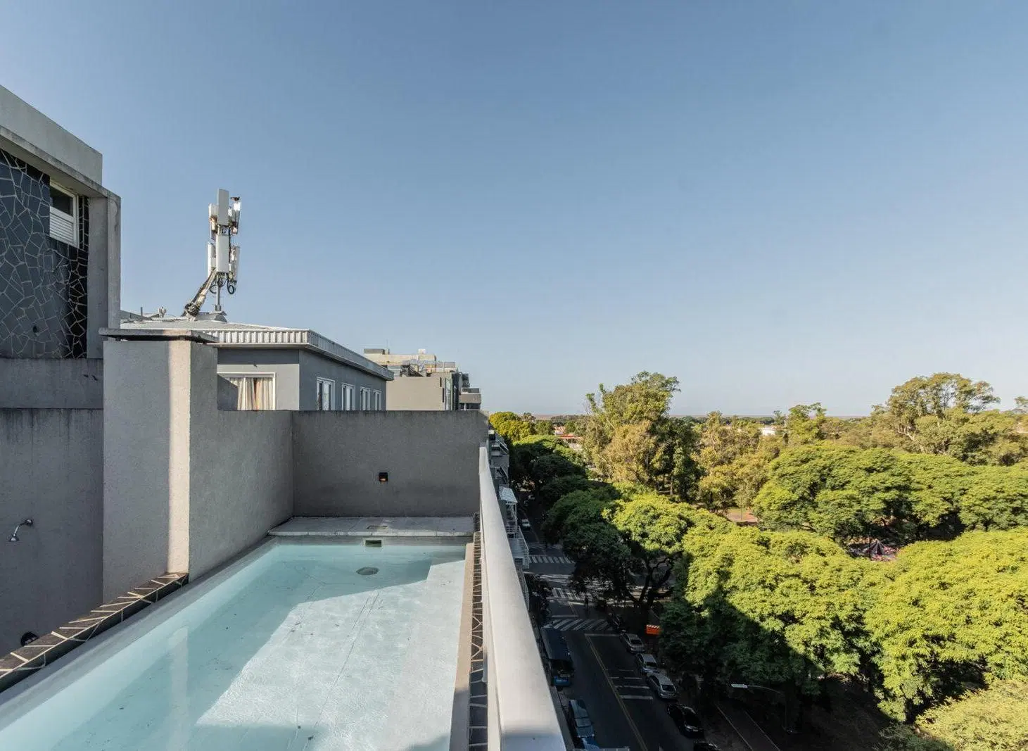 Vta Loft Apto Profesional y Crédito | Ideal Estudio o Inversión | Pileta, parrilla 2