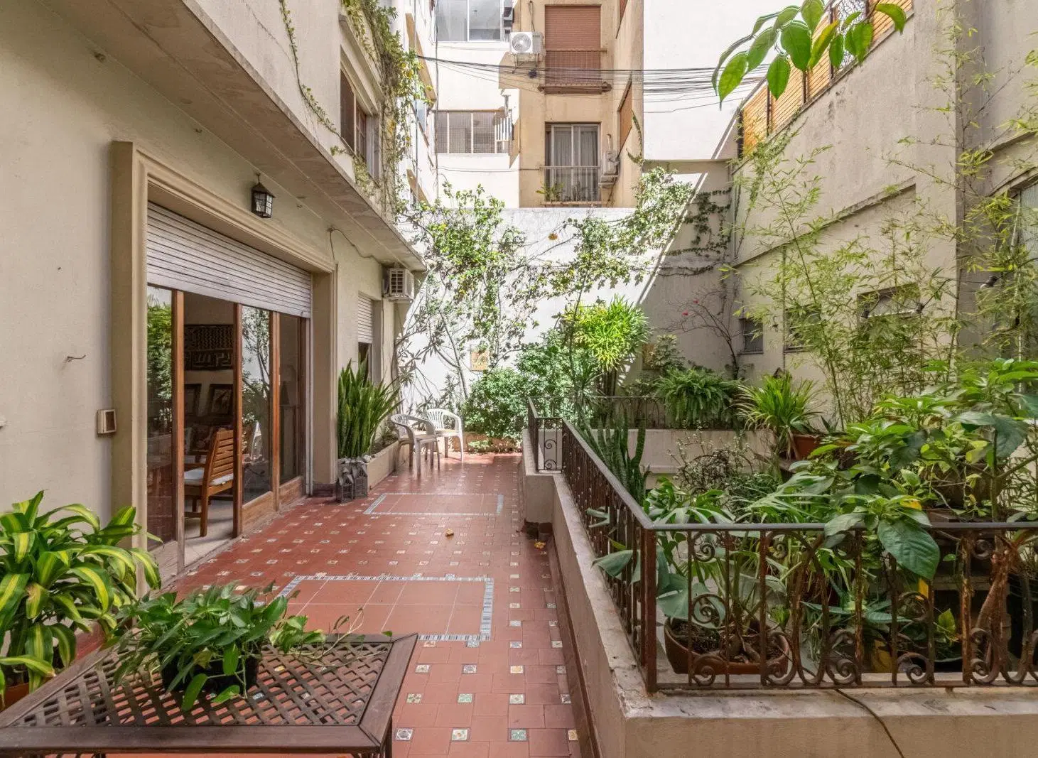 VENTA - PH TIPO CASA - TRIPLEX - 5 AMBIENTES - TERRAZA - PATIO - COCHERA - Parque Chacabuco 8