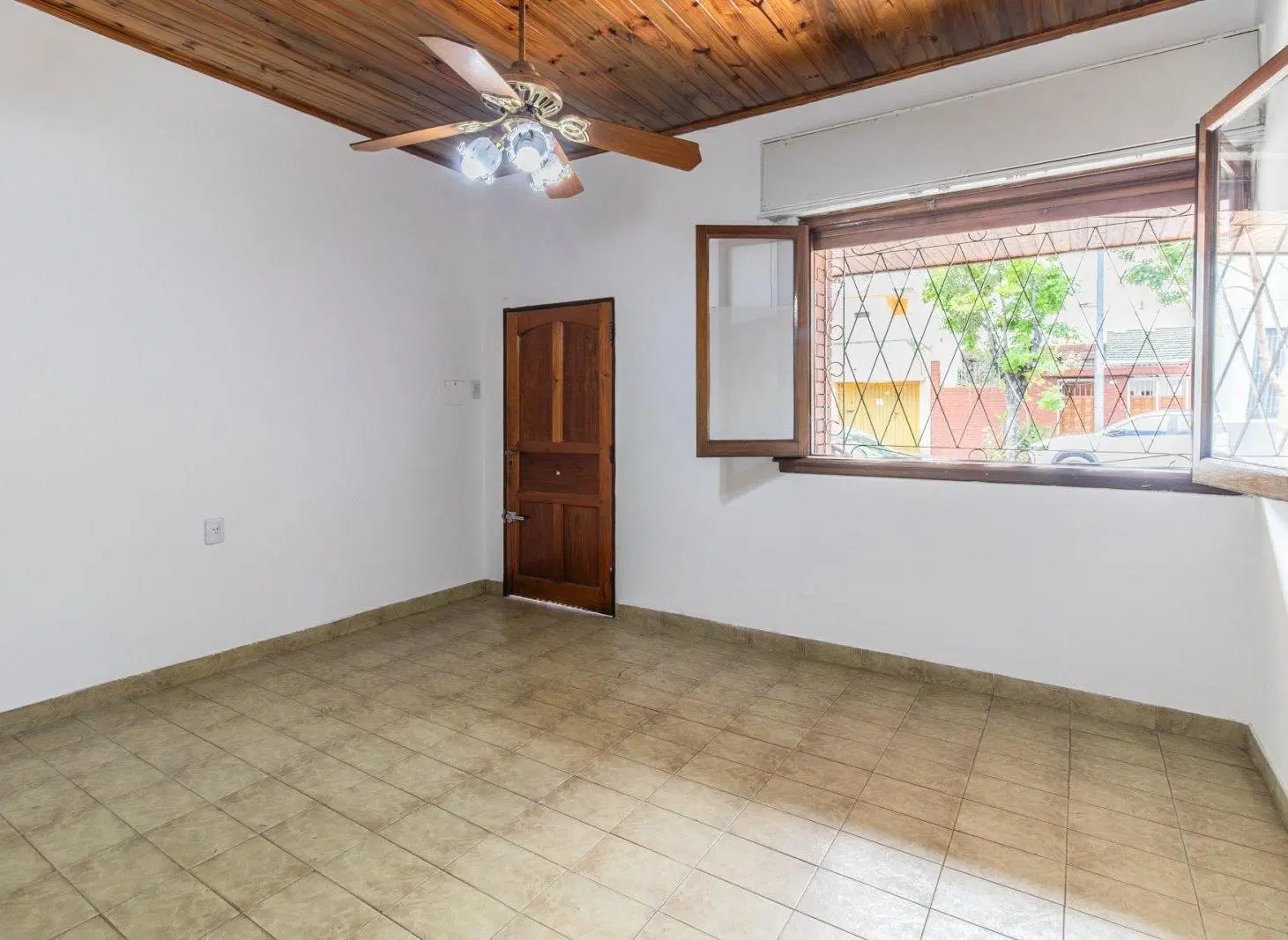 VENTA - PH TIPO CASA - APTO CREDITO - TERRAZA - COCHERA - SUBTE E - PARQUE CHACABUCO 3
