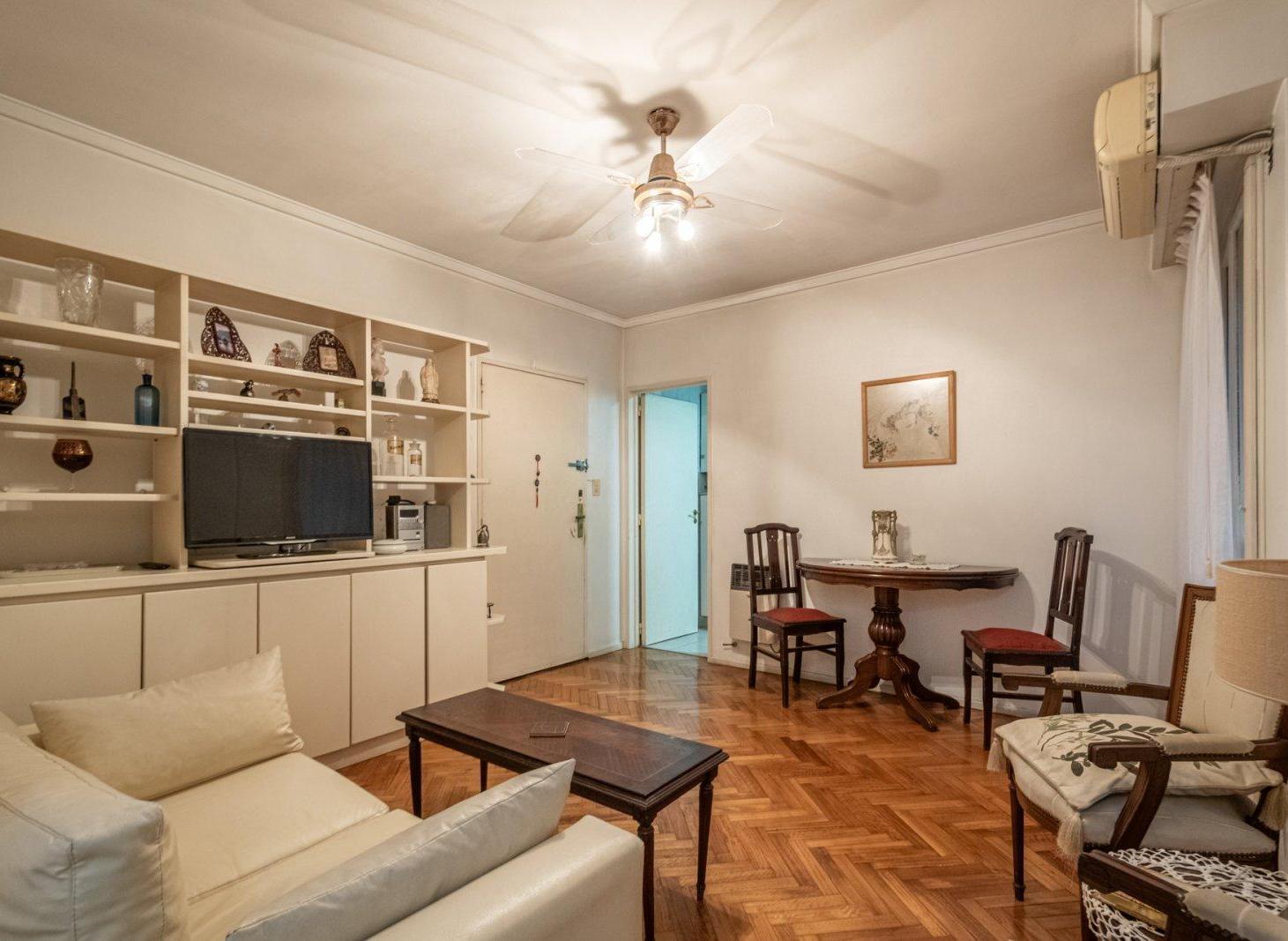 Foto de VENTA DEPARTAMENTO DE 3 AMBIENTES CON BAULERA EN PALERMO APTO, imagen 4