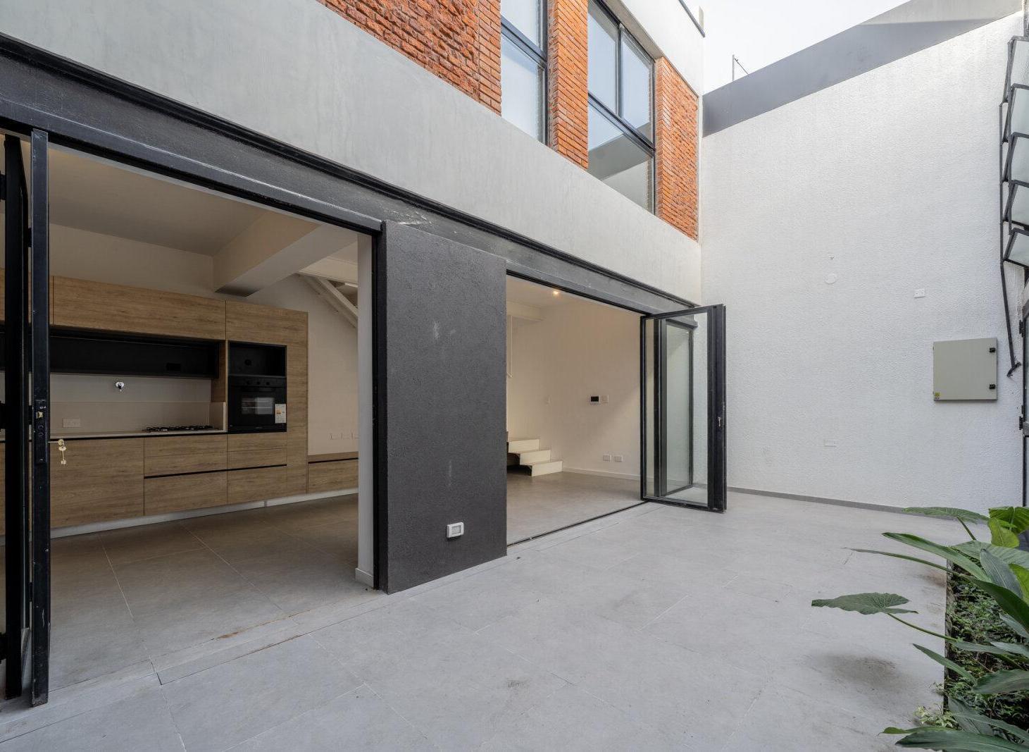 Foto de Venta - PH - 3 amb - Patio - Parrilla - Devoto, imagen 2
