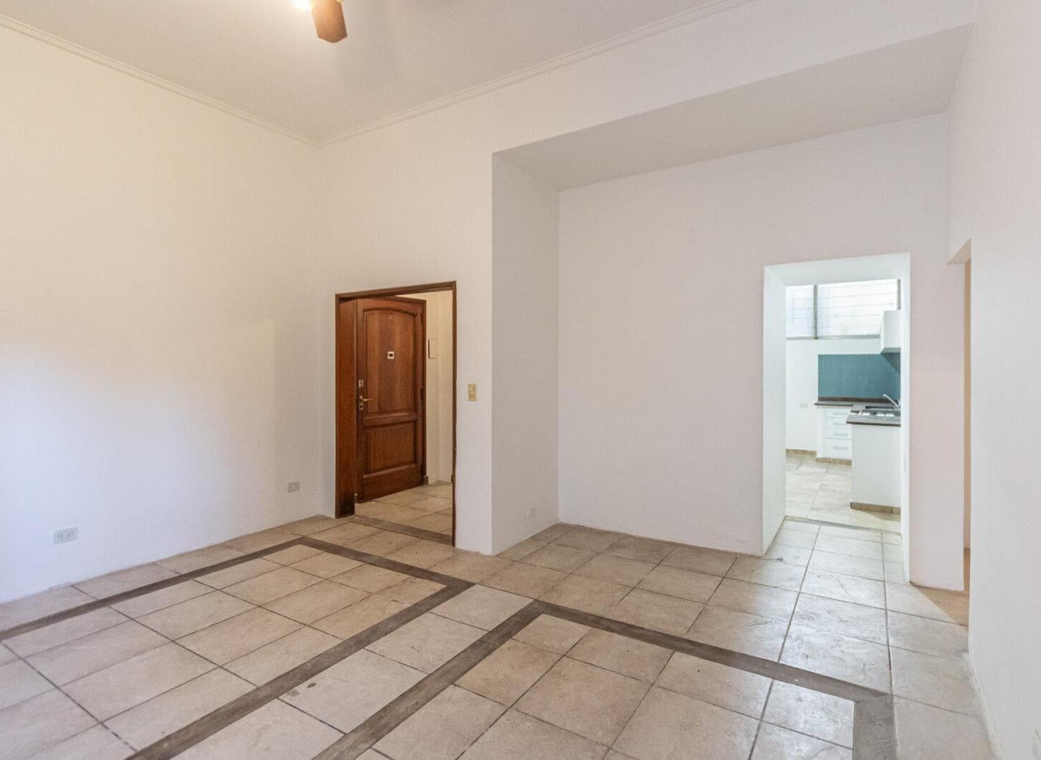 Foto de VENTA DEPARTAMENTO DE 4 AMBIENTES CON LAVADERO EN BARRACAS, imagen 1