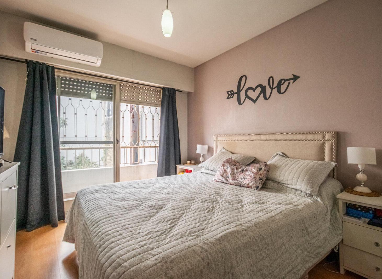 Foto de DÚPLEX 4 AMBIENTES CON PATIO, PARRILLA Y COCHERA DOBLE EN BARRIO NAÓN, imagen 5
