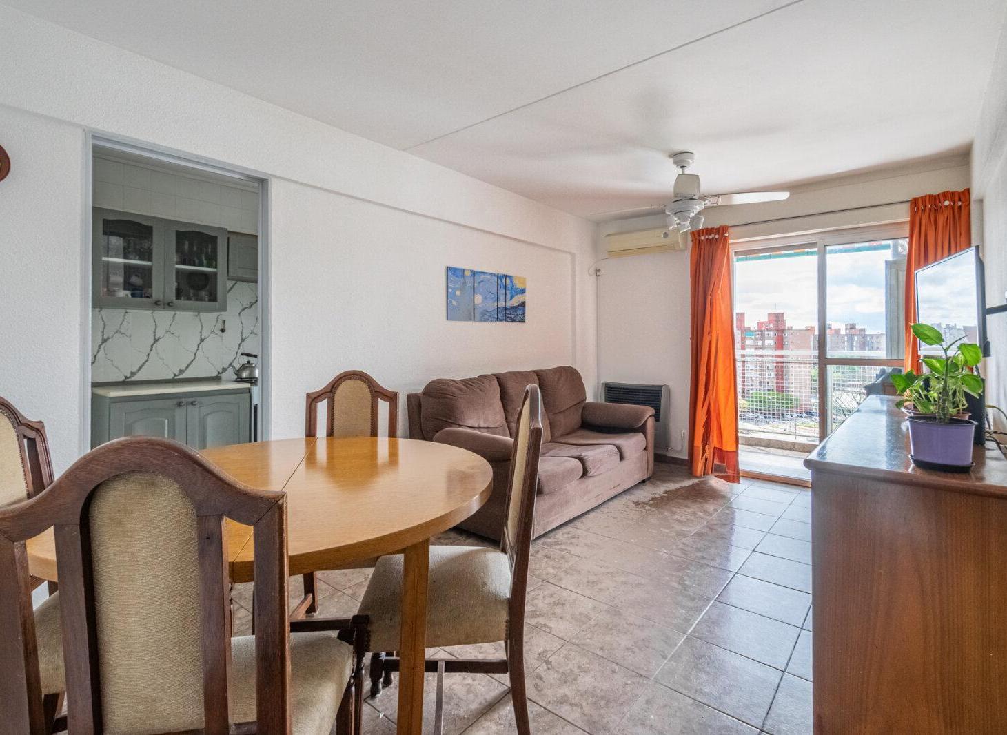 Foto de VENTA – DEPARTAMENTO – 3 AMB – VISTA ABIERTA – VILLA LUGANO, imagen 2