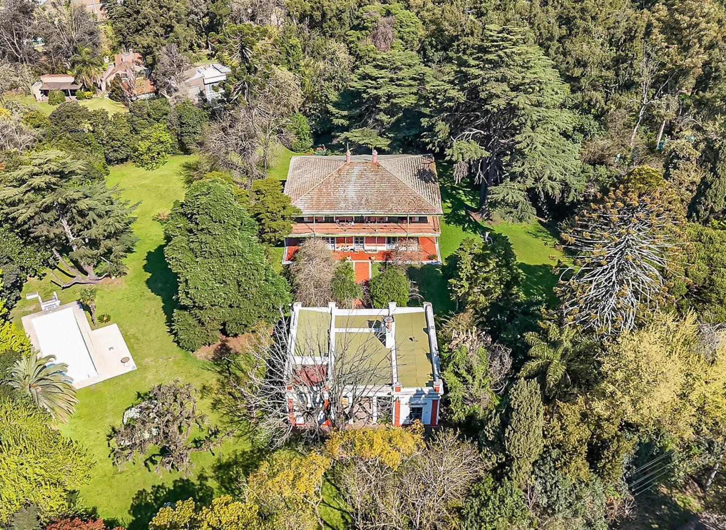 Foto de Casona - 8.000 m² de Historia – Entorno Parque Leloir, imagen 3