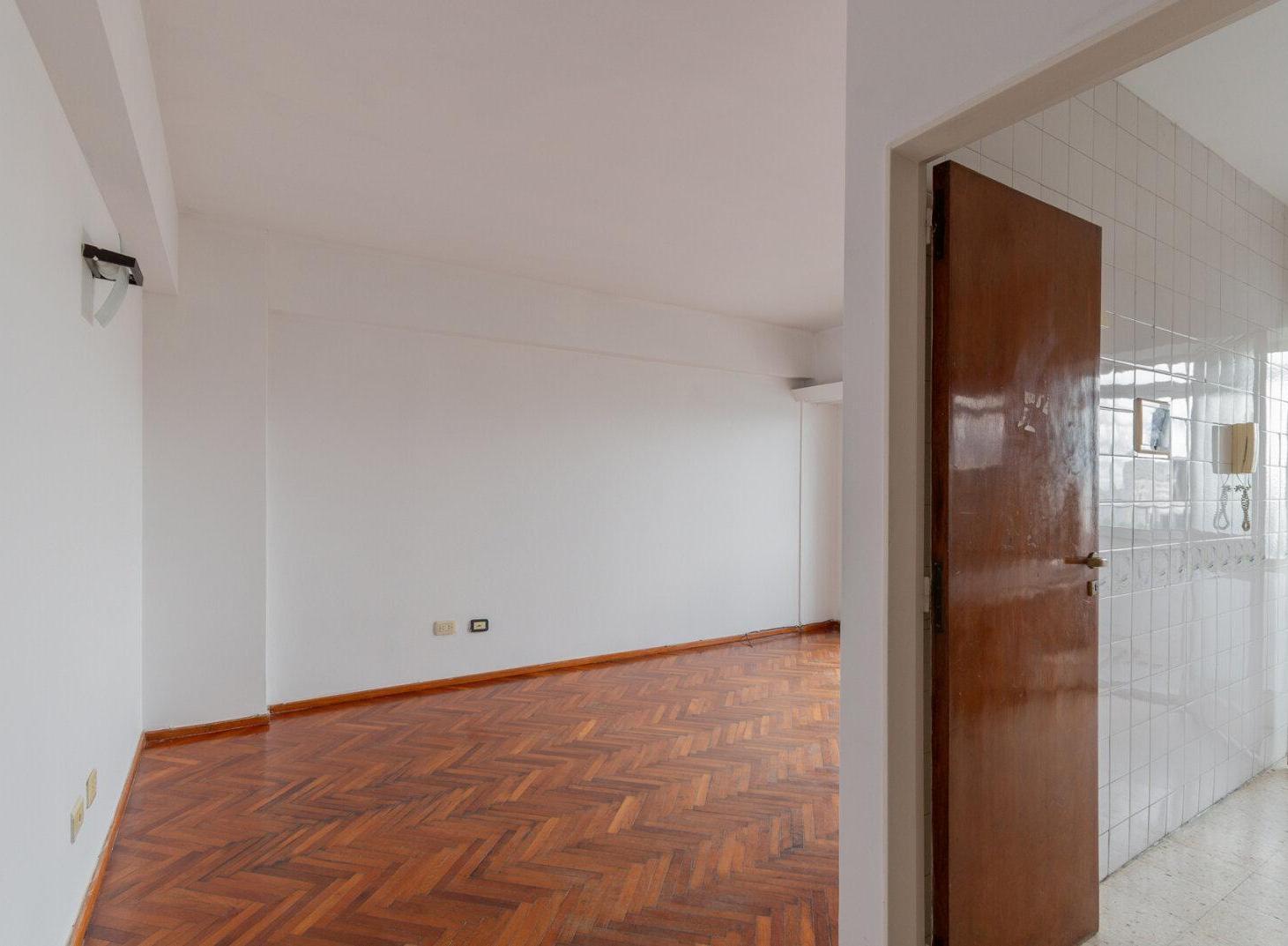 Foto de Venta - 2 Ambientes - Vista Abierta - Muy Luminoso - Once, imagen 4