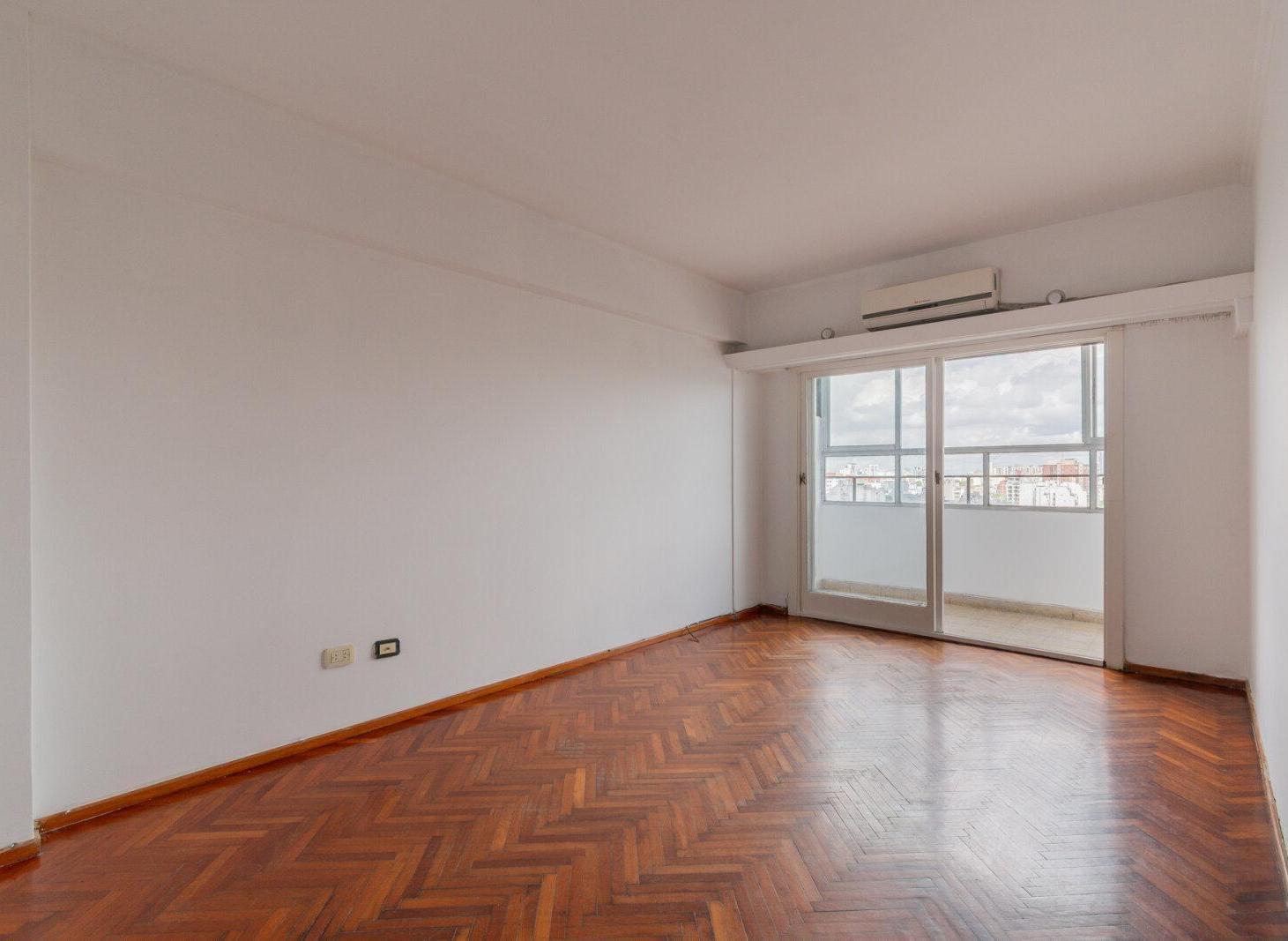 Foto de Venta - 2 Ambientes - Vista Abierta - Muy Luminoso - Once, imagen 2