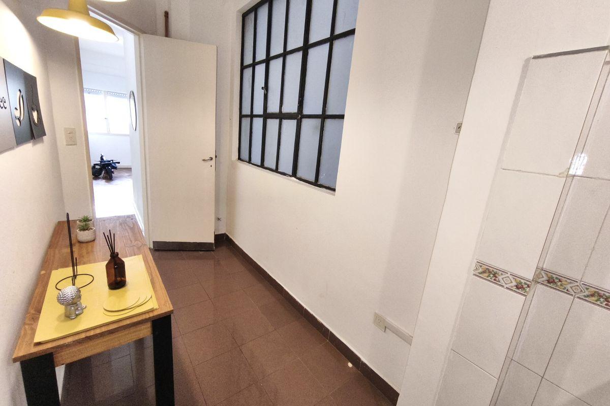 Foto de Departamento Monoambiente en Alquiler - Tribunales, imagen 1