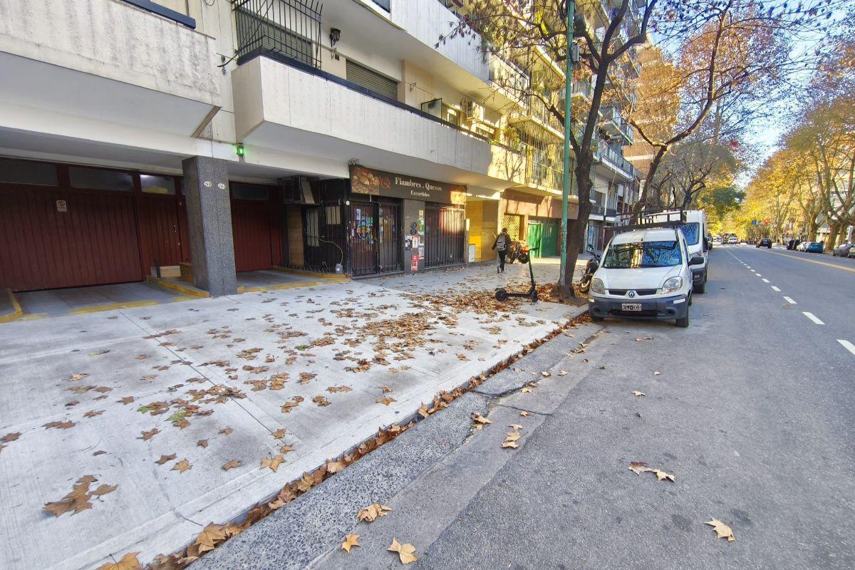 Foto de Cochera Amplia En Venta - Parque Patricios, imagen 3