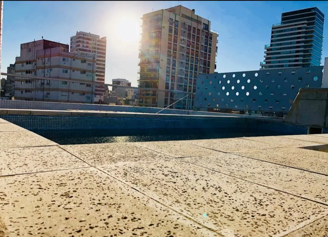 Balcón con Vista abierta,Moderno y Con Amenities en Barrio Norte 3
