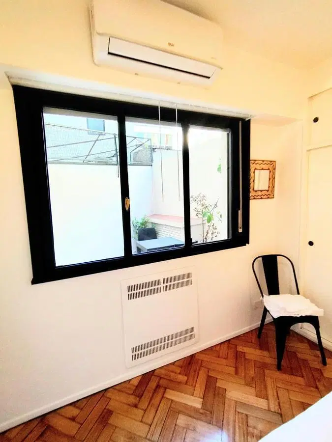 2 ambientes  en Parque Las Heras con Patio Reciclado 4