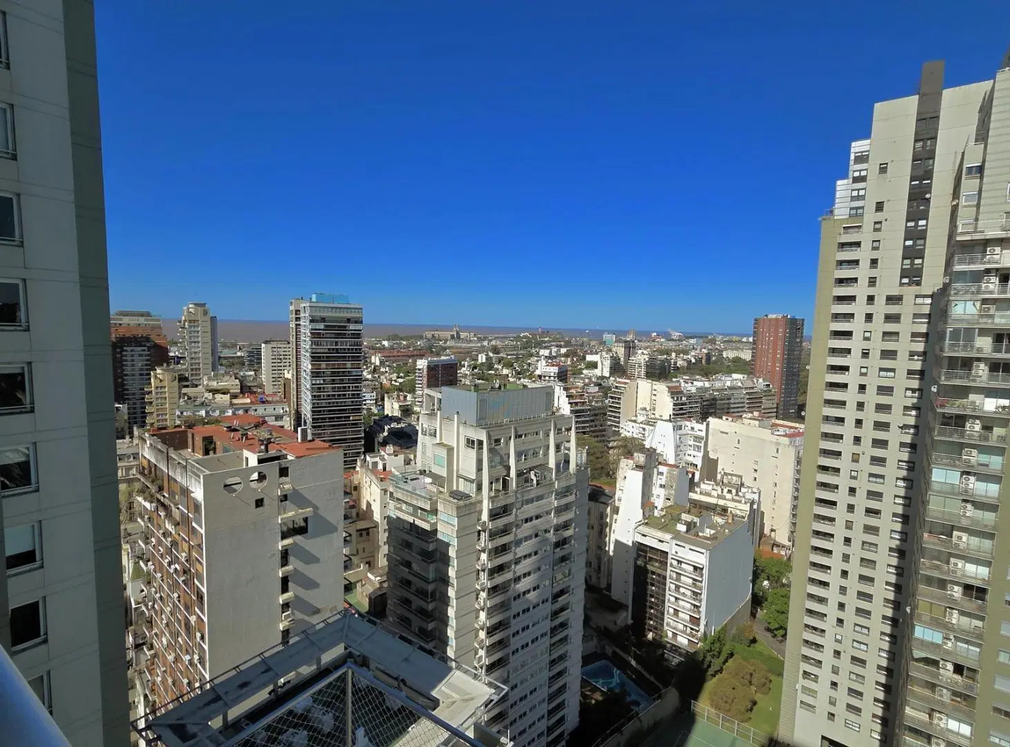 Las Plazas, Piso Altisimo + Cochera + Baulera 8