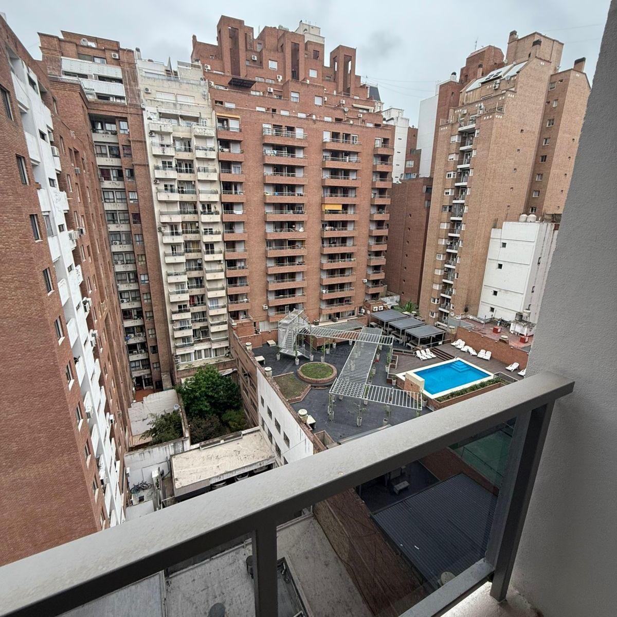 Departamento 1 Dormitorio y Medio en Torre Rodas Salguero 4