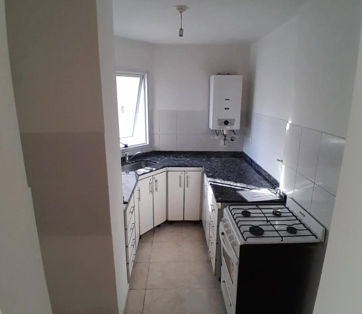 Foto de Alquiler 2 Dorm - BARRIO OBSERVATORIO, CALLE PUEYRREDON!, imagen 3