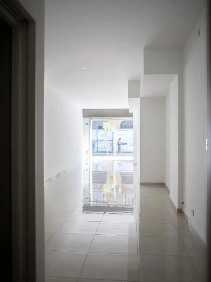 Alquiler Local Comercial - Barrio Alberdi 4